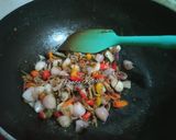 Foto langkah ke 3 dari resep Tumis Bawang Merah Teri.