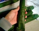 Foto langkah ke 2 dari resep Lontong Hemat Gas Hasil Kenyal Empuk Metode 15.30.15.30.10.