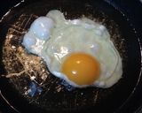 Foto del paso 3 de la receta Huevos estrellados camperos