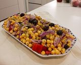 Foto del paso 6 de la receta: Ensalada fría de tomates de huerta y garbanzos confitados en vinagreta de umami natural