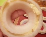 Foto del paso 2 de la receta: Aros de cebolla rellenos con queso