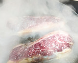 Foto del paso 2 de la receta: Entrecot de ternera rubia gallega a la plancha
