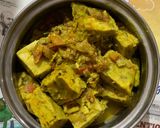 A picture of step 5 of Methi Gatte Curry.