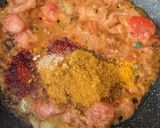 A picture of step 8 of Stuffed Parwal masala / Pointed gourd gravy.