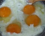 Foto del paso 2 de la receta: Huevos Revueltos al Agua 🍳💧 para la Once