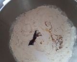 Foto del paso 1 de la receta: Pan súper integral