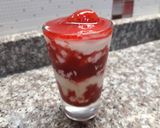 Foto del paso 7 de la receta: Trifle de frutilla en copas