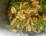 Foto langkah ke 4 dari resep Tumis K. Panjang campur terong.