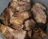 Foto del paso 4 de la receta: Bifecitos de Roast beef a la criolla - A la olla. Se desarman!