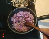 Φωτογραφία βήματος 8 της συνταγής Quiche με μανιτάρια, καραμελωμένα κρεμμύδια και λαδοτύρι Μυτιλήνης