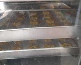 Foto langkah ke 6 dari resep Garlic Cheese Cookies.
