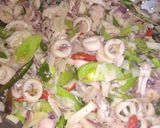 Foto langkah ke 5 dari resep Cumi Asin Kecombrang.