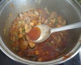 A picture of step 6 of Potato Mushroom Curry.