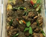 A picture of step 10 of ‘Chicken Cafreal’: A Popular Goan Green Chicken Curry.