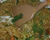 Foto langkah ke 9 dari resep Mie Goreng Seafood.