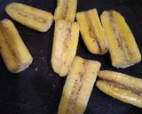 Foto langkah ke 3 dari resep Banana Roll.
