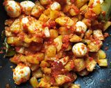 Foto langkah ke 3 dari resep Kentang Balado Telur Puyuh.