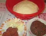 Pas rețetă Pide cu carne tocată, cașcaval și cârnați 1 fotografie