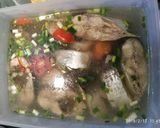 Foto langkah ke 6 dari resep Sup ikan patin tomat.