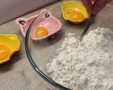 A picture of step 3 of High Protein Cottage Cheese Breakfast Boats 🧀🍳.