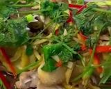 A picture of step 6 of Steamed coral trout with ginger and shallot.