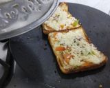 A picture of step 5 of Bread Pizza.