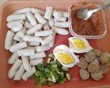 Foto langkah ke 1 dari resep Tteobokki tanpa saos ghojujang.