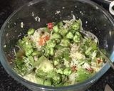 A picture of step 4 of Thai Papaya Salad: ‘Som Tam’.