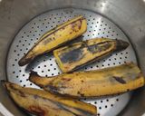 Foto langkah ke 1 dari resep Nagasari Hunkwe Pisang.