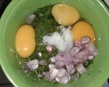 Foto langkah ke 1 dari resep Telor dadar seledri.