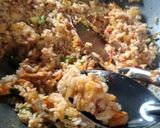 Foto langkah ke 4 dari resep *Nasi Goreng Orens,Kado Untuk Cookpad*.