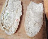 Foto del paso 1 de la receta: Bocadillo de pechuga a la plancha con ensalada y mayonesa
