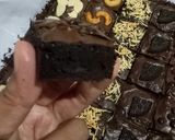 Foto langkah ke 6 dari resep Fudgy Brownies Sekat.