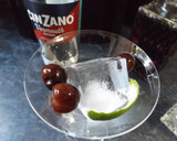 Foto del paso 1 de la receta: Cóctel “Becky” con licor de cerezas