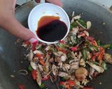 Foto langkah ke 7 dari resep Oseng Tongkol Mercon.