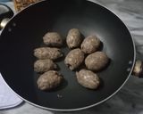 A picture of step 1 of Vegetable Rice with gola kabab.