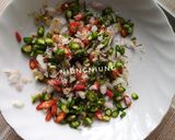 Foto langkah ke 2 dari resep Ikan Goreng Sambal Matah.