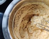 A picture of step 2 of Besan suji dhokla.