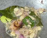 Foto langkah ke 3 dari resep Tumis Kangkung Bunga Pepaya.