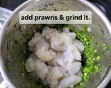 A picture of step 2 of Prawn lolipop.