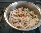 Foto del paso 4 de la receta: Calamars amb ceba