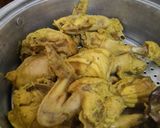 Foto langkah ke 4 dari resep Ayam Ungkep Bumbu Kuning.
