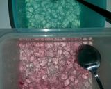 Foto langkah ke 6 dari resep Es Ombre Nutrijell Merah Putih.