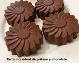 Foto del paso 16 de la receta: Tarta individual de plátano y chocolate, cinco versiones y presentación