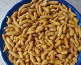 A picture of step 1 of Chat pati dahi bhala chat.