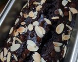 Foto langkah ke 6 dari resep 36. Double Chocolate Zucchini Bread.