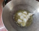 A picture of step 2 of Quick egg recipe.