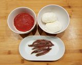 Foto del passaggio 1 della ricetta Panzerotti baresi fritti con alici