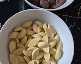 Une image de l'étape 2 de Plaques de chocolat gourmandes aux framboises.