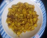 A picture of step 3 of Aloo ki bhujia.